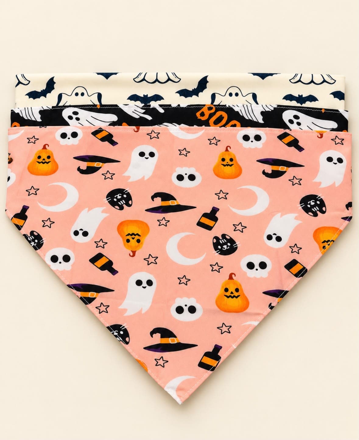 Los tres pañuelos de Halloween disponibles